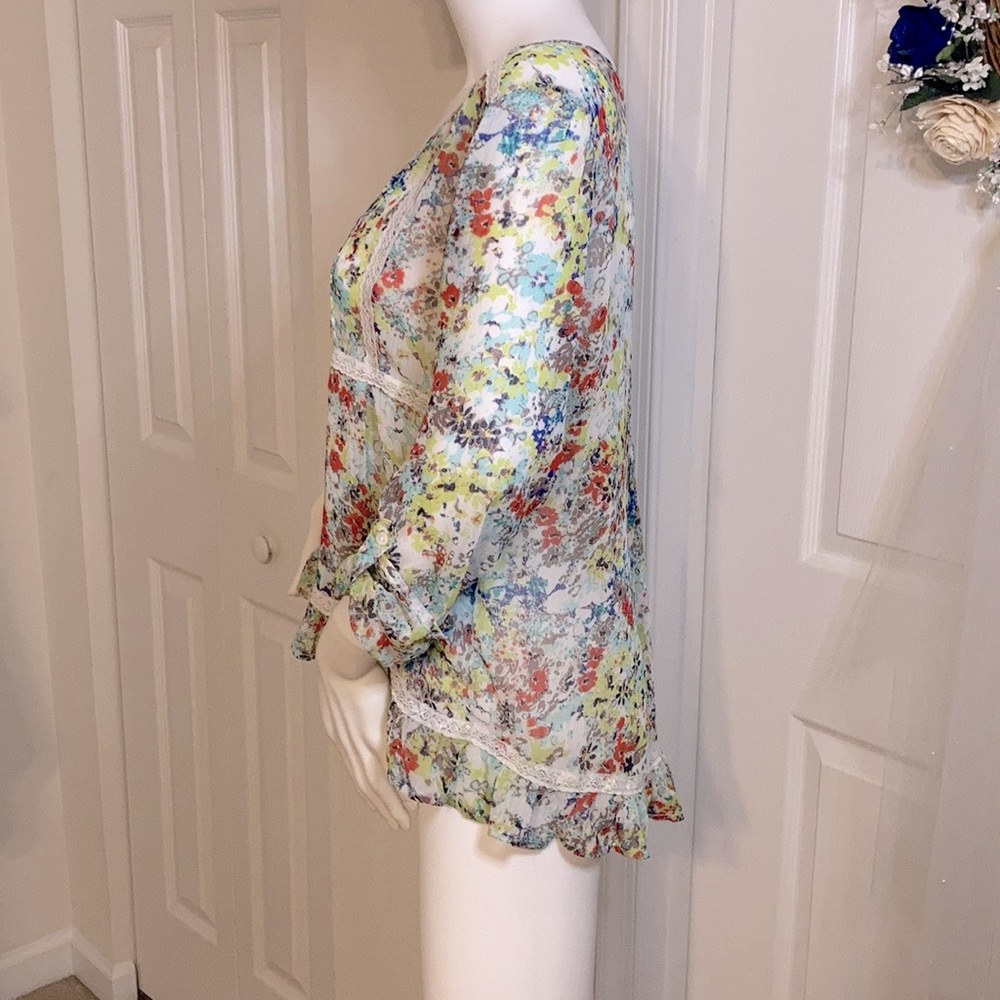 American Rag Semi-Sheer Floral High-Low Peasant Top - Picture 11 of 12